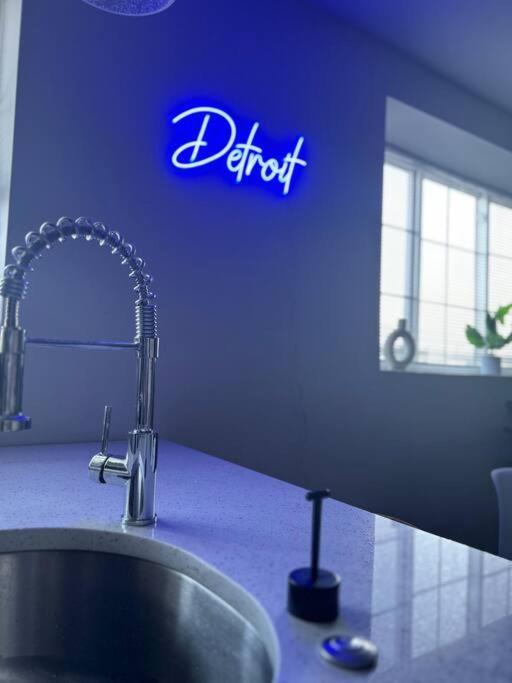 Modern Loft!/Free Parking/Long Stay Friendly! Detroit Dış mekan fotoğraf
