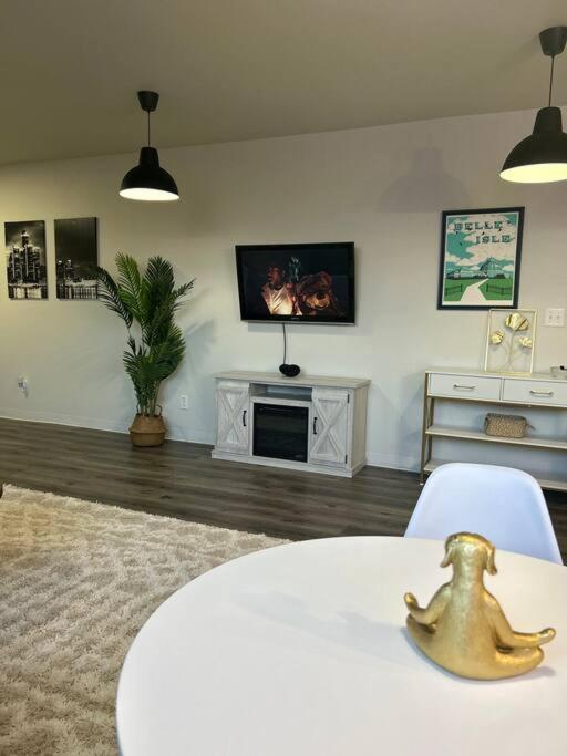 Modern Loft!/Free Parking/Long Stay Friendly! Detroit Dış mekan fotoğraf